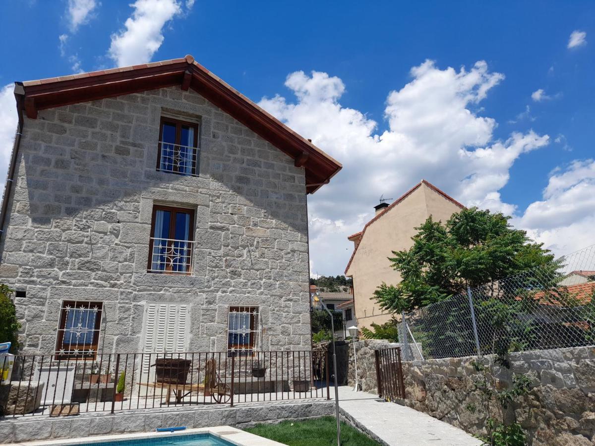 Casa Rural Del Tio Maino Becerril de la Sierra Exterior photo